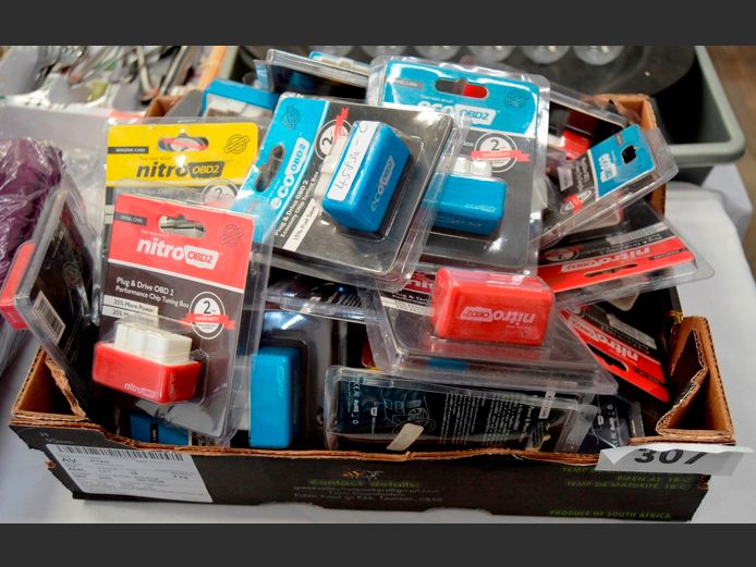 LOT OF 36: NITRO OBD2 ADAPTORS