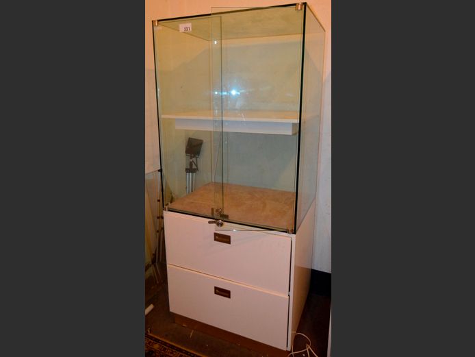 WHITE DUCO 2-DRAWER, 2-DOOR GLASS FRONT DISPLAY CABINET, 80 x 60 x 185cm