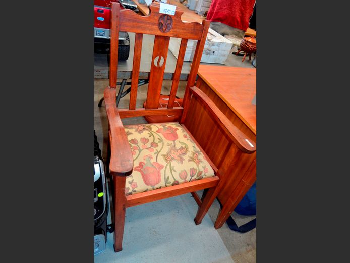 LOT OF 2: OAK ARMCHAIRS WITH UPHOLSTERED SEATS