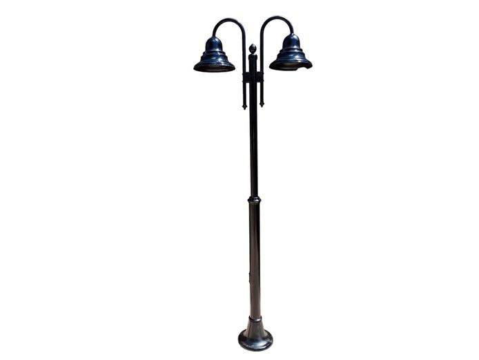 Double-Headed Outdoor Lamp Post