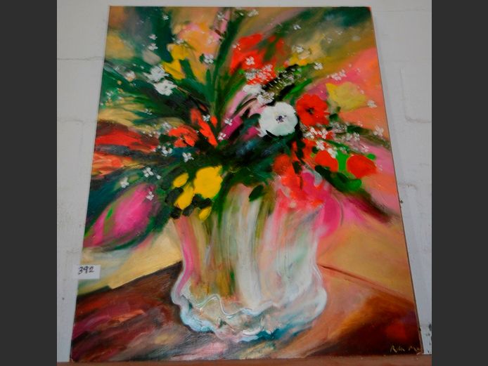 UNFRAMED OIL ON BOARD "FLOWERS IN VASE" SIGNED ROBIN MANN, 108 x 87cm