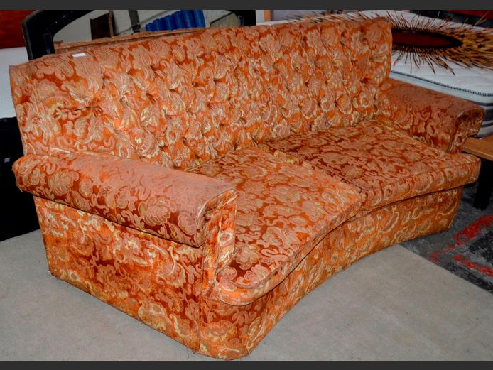 BROWN & BEIGE UPHOLSTERED CURVED BUTTON BACK COUCH, 183 x 85cm [Worn, needs re-covering]