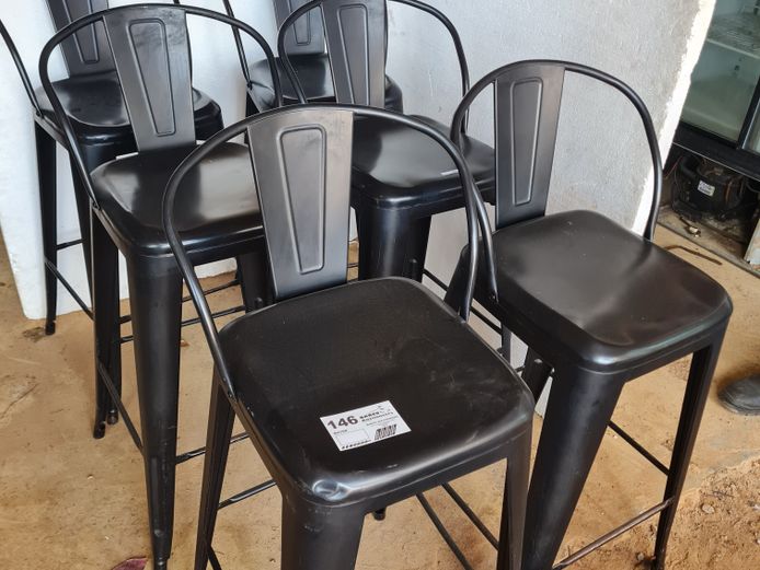 6 X STEEL BAR STOOLS