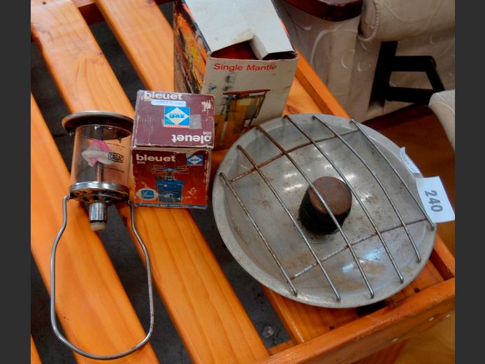 LOT: 2 x GAS LANTERN ATTACHMENTS, VINTAGE GAS HEATER ATTACHMENT, etc