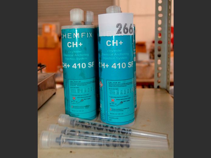 LOT OF 4 TUBES: CHEMFIX CHEMICAL ANCHOR [Condition of contents unknown]
