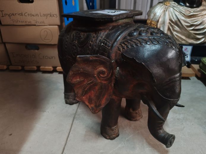 Elephant Stand / Statue (STC)