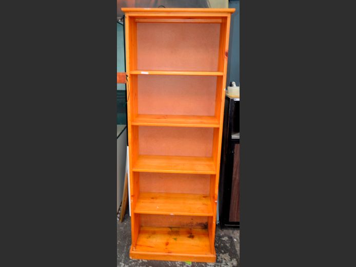 PINE 5-TIER BOOKSHELF, 68 x 33 x 182cm