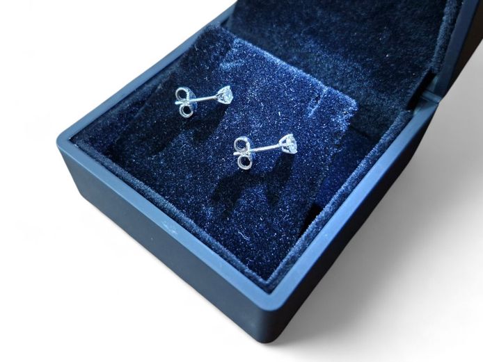 9ct White Gold Diamond Four Claw Stud Earrings