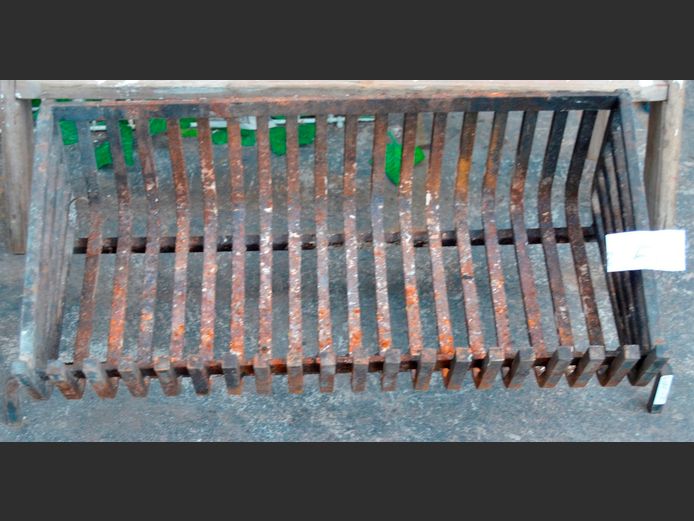 STEEL SQUARE BAR FIRE GRATE, 56 x 28 x 25cm