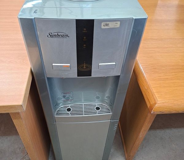 Sunbeam Water Dispenser