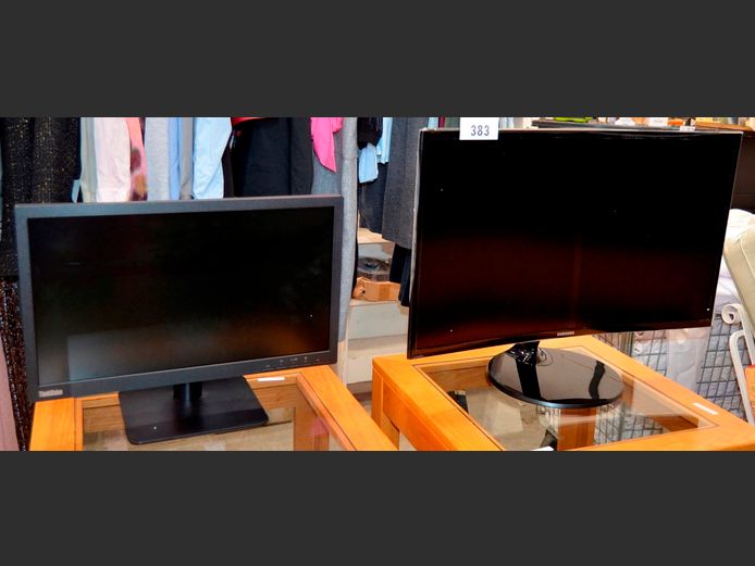 SAMSUNG 27" CURVE MONITOR & A LENOVO 20" MONITOR [Switch on, damaged]