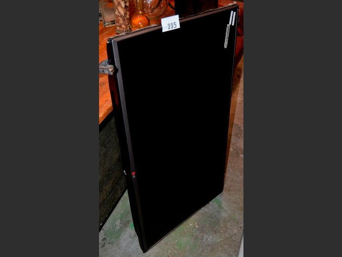 LG 42" L.E.D. TV [Dead] ### LICENCE PLEASE ###