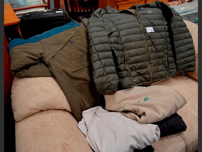 ASSORTED MENS JACKETS