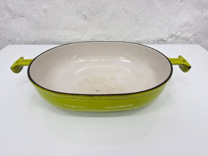 Vintage Le Creuset Kiwi Green Cast Iron Oval Gratin Dish - No. 29