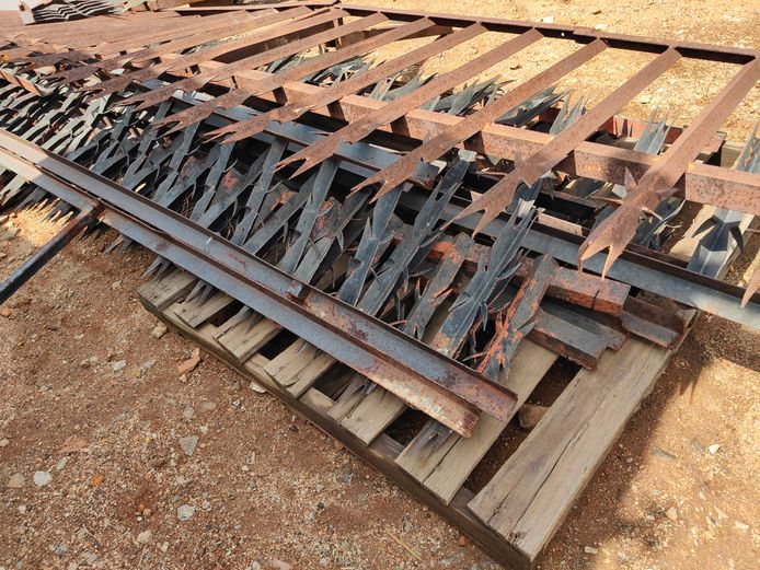 PALISADE TOP PANELS