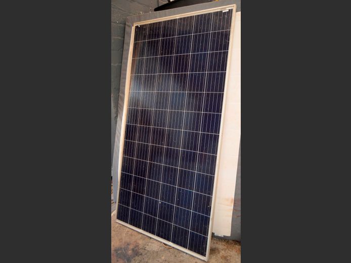 CANADIAN SOLAR 325W SOLAR PANEL, 196 x 99cm [Used]