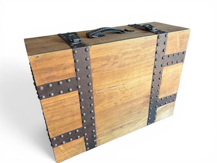 Wooden decorative case