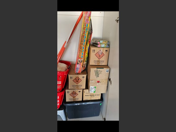 Fire Crackers - (1 Lot)