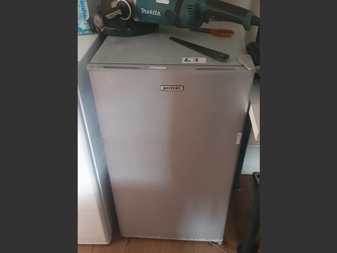 PERFECT BAR FRIDGE [Not working]