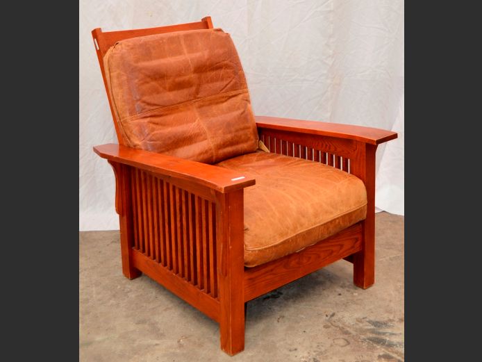 OAK MORRIS CHAIR WITH LEATHER CUSHIONS [Leather needs a polish]