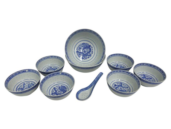 Chinese Porcelain Rice-Grain Dragon Bowl and Spoon Set
