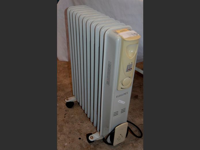 ELEGANCE 11-FIN OIL HEATER [Switches on, untested further]