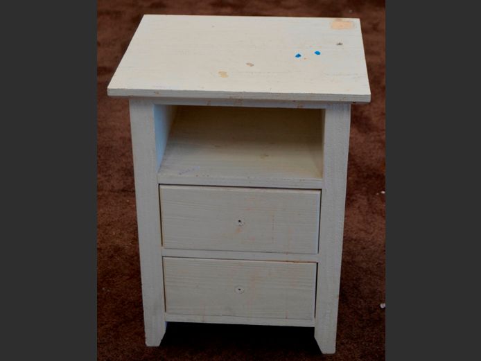 WHITE 2-DRAWER PEDESTAL, 45 x 38 x 60cm [Knobs needed]