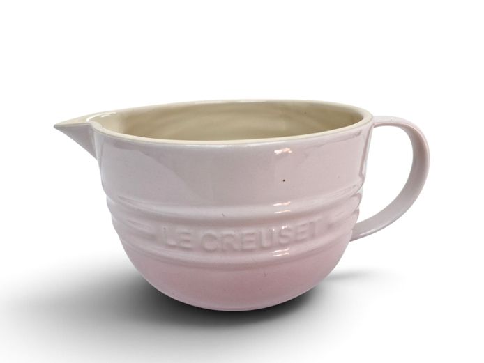 Le Creuset 2L Stoneware Batter Bowl in Pastel Chiffon Pink