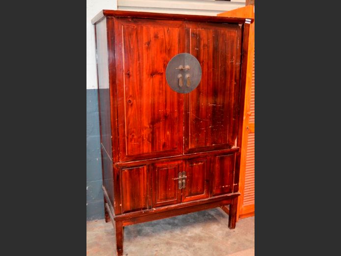 STAINED PINE 4-DOOR CABINET, 109 x 57 x 175cm [Needs restoration]	