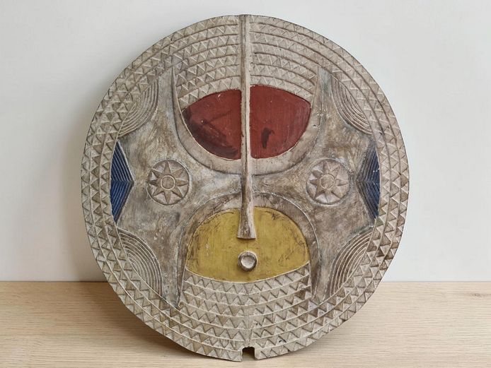 Large Hand-Carved Congolese Bura-Style Polychrome Shield