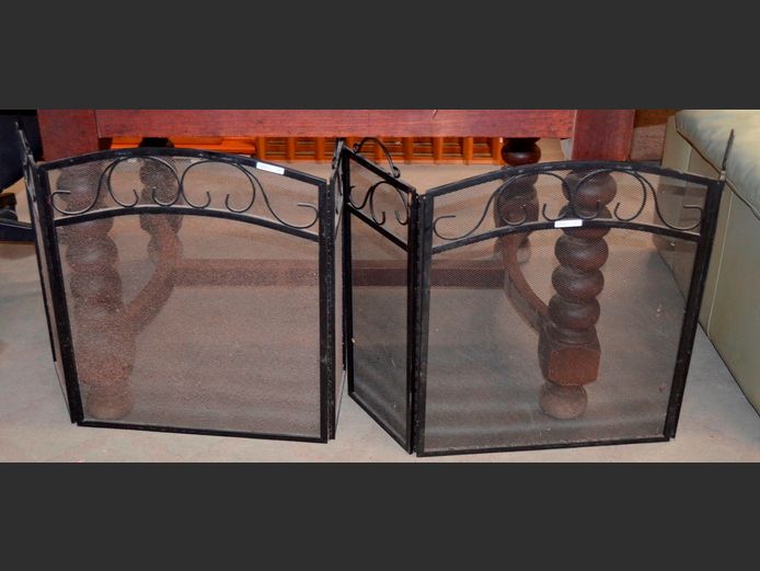 LOT OF 2: BLACK METAL MESH FIRE SCREENS, 97 x 60 cm