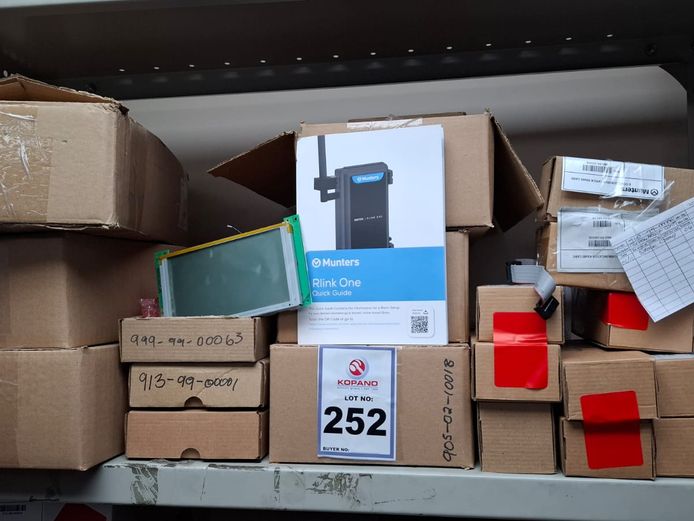 R Link one's, 10 kg cards, cables etc