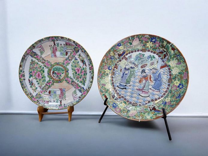 Antique Chinese Porcelain Qing Dynasty Plates