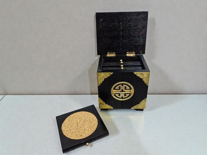 Vintage Chinoiserie Style 6-Piece Wooden Coaster Set