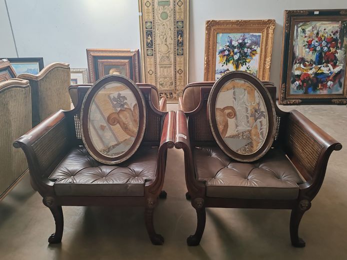 2 x Chairs & Framed Art (STC)