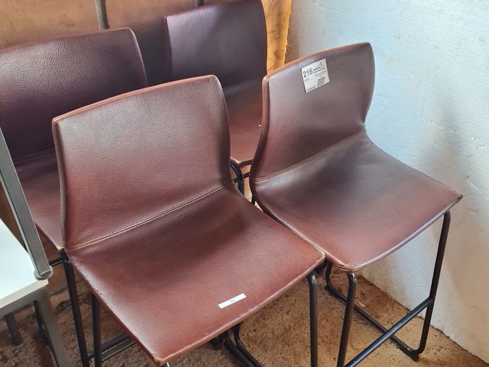 4 X BROWN LEATHER BAR STOOLS