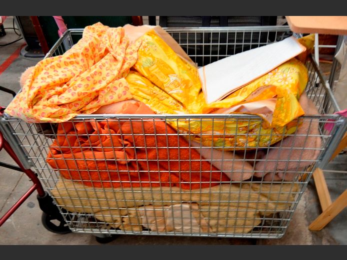 BLANKETS, CURTAINS, etc [Excl. Trolley]