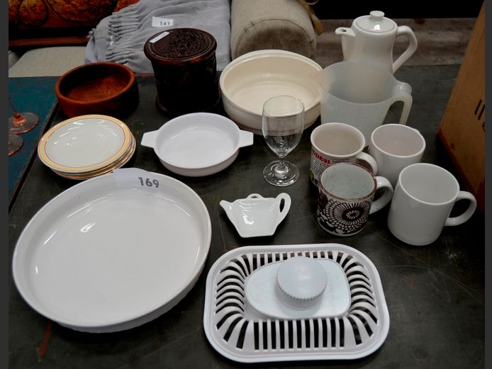 CORNINGWARE PIE DISH, MUGS, WOODEN COASTERS, etc