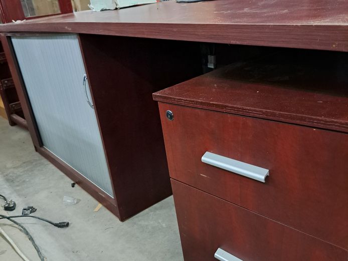 Office Credencer