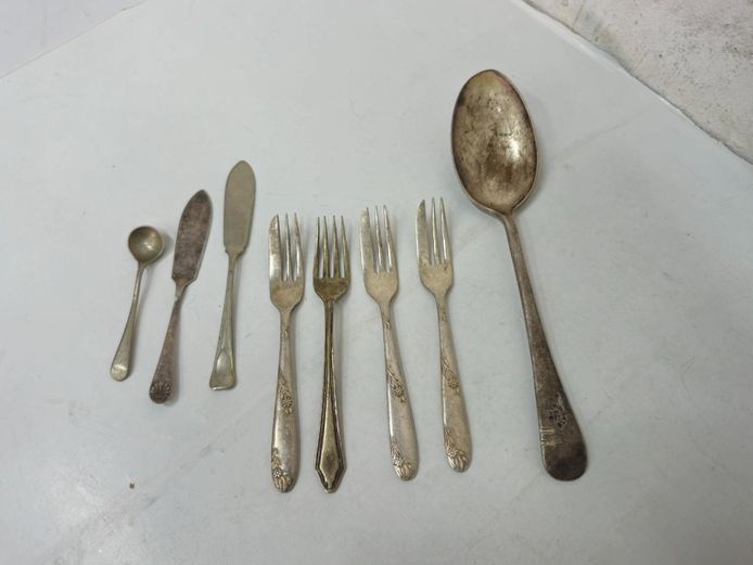 Vintage Assorted Silver-Plated Flatware Cutlery