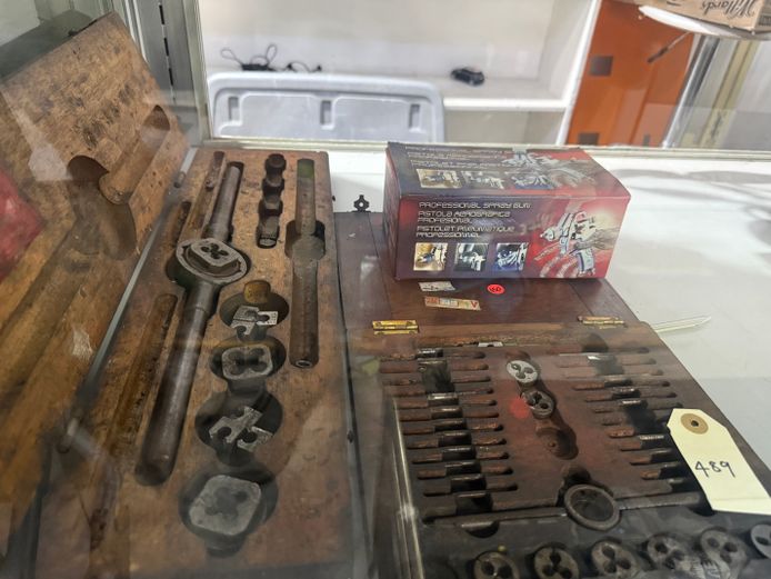 Small Lot of Tools 