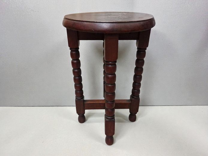 Early 20th Century Bobbin-Leg Occassional Table