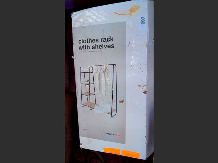 METAL & WOOD CLOTHES RACK WITH SHELVES, 126 x 40 x 150cm [Needs assembling, condition unknown] [#: 403466913]