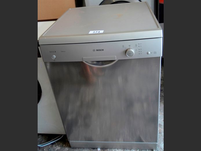 BOSCH SERIE2 SILENCE STAINLESS STEEL FRONT DISHWASHER [Dead] [#: 415659788]