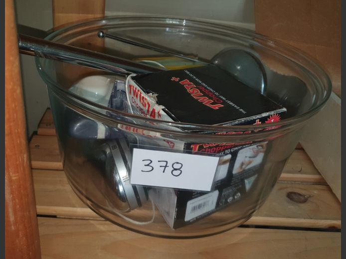 LOT: GLASS CONVECTION OVEN BOWL, SHOWER HEAD, etc