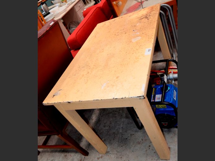 CREAM PAINTED KITCHEN TABLE [Needs restoration] [#: 403512981]