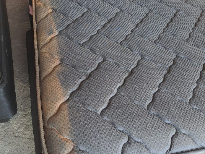 RESTONIC SYMPHONY KING SIZE BASE SET 