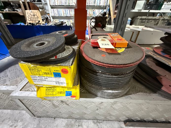Lot of Grinding Discs 
