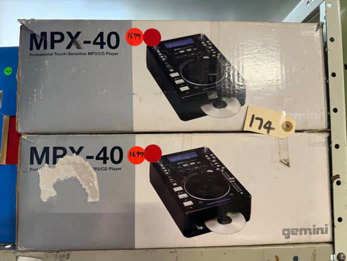 Set of 2 CD Players + Satellite receiver 