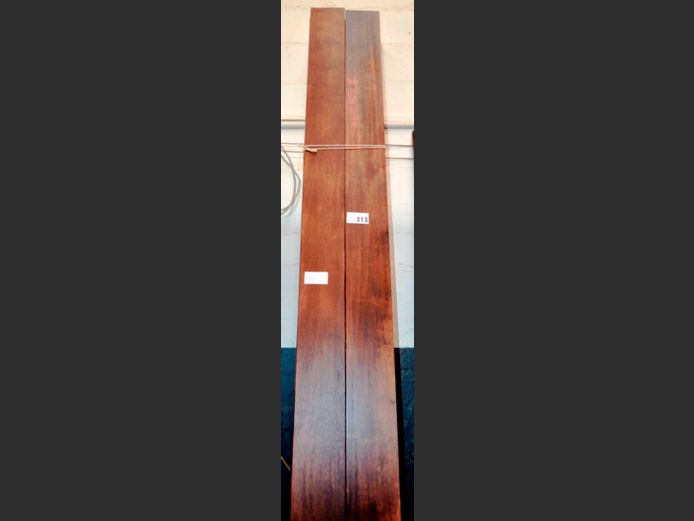 LOT: 10 x STAINED OAK SLATS, 255 x 14cm